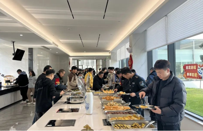 温暖迎春  共庆新年｜DG视讯光电后勤保障在行动